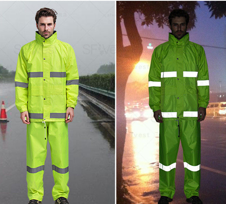 Reflective raincoat makes you safer on rainy day
